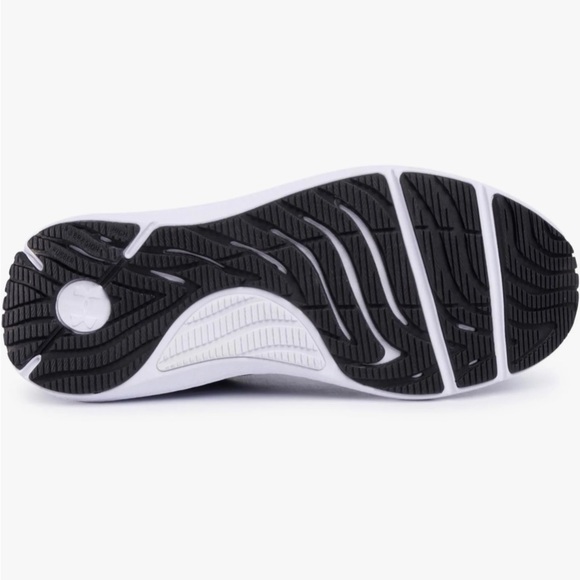 NWT Under Armour Women's Black Running Shoes - Picture 5 of 11